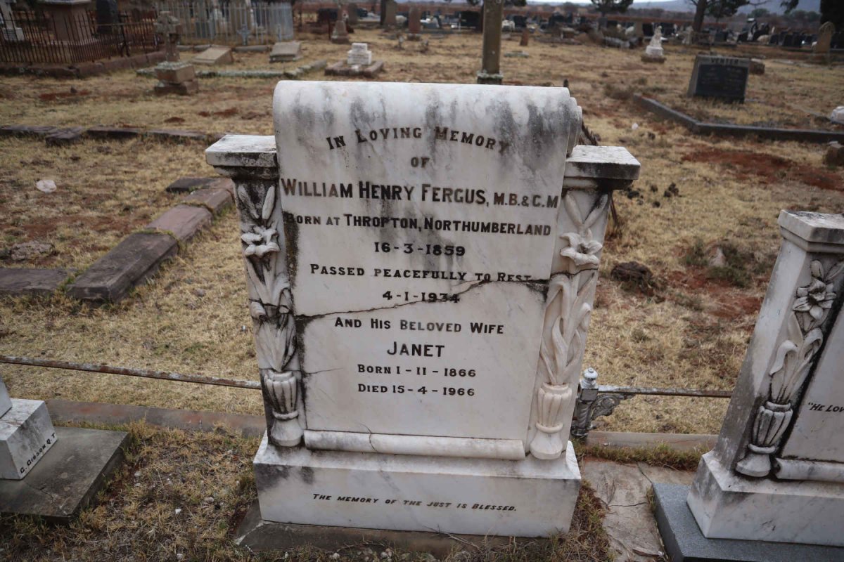 FERGUS William Henry 1859-1934 & Janet 1866-1966