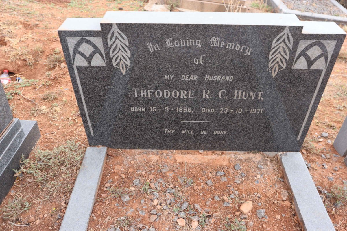 HUNT Theodore R.C. 1896-1971
