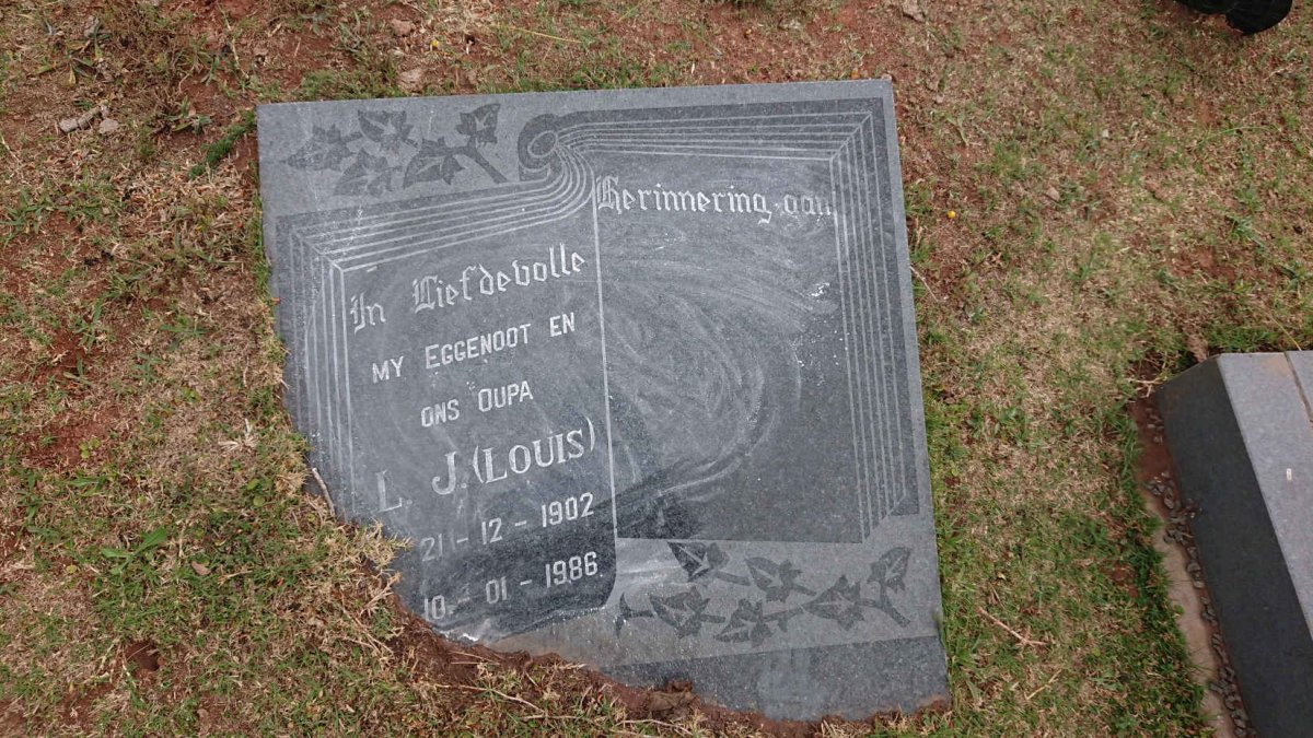 PRESTON L.J. 1902-1986