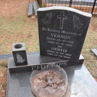 PHILLIPS Vernon 1918-1994 & Gertjie 1922-2007
