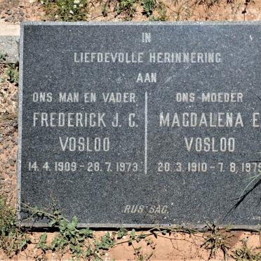 VOSLOO Frederick J.C. 1909-1973 &amp; Magdalena E. 1910-1975