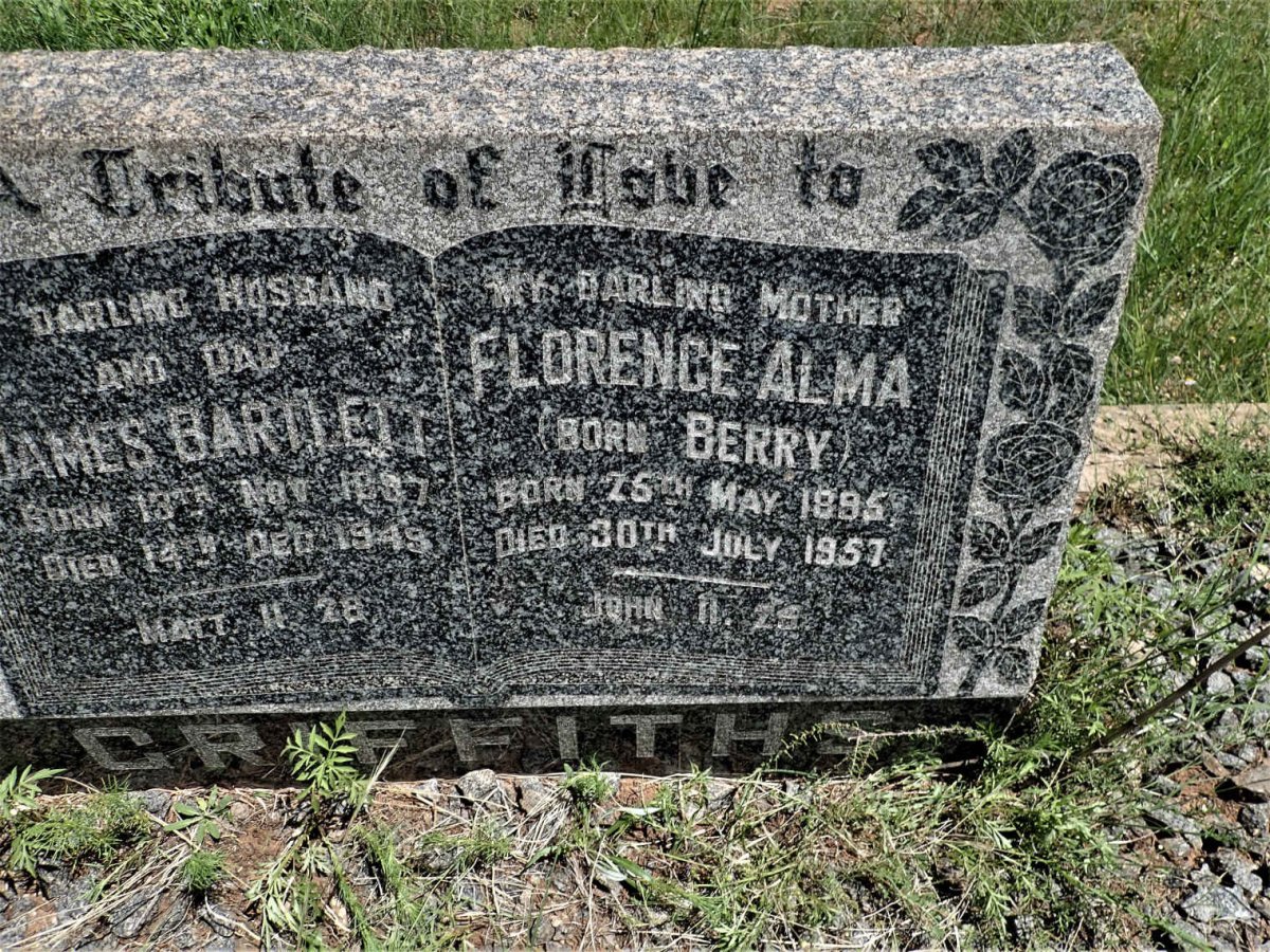 GRIFFITHS James Bartlett 1897-1949 &amp; Florence Alma BERRY 1895-1957