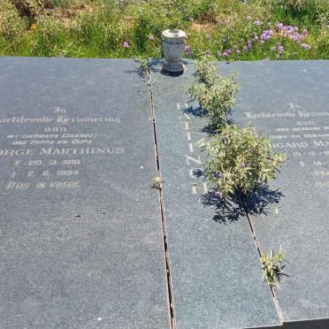 HATTINGH George Marthinus 1910-1994 &amp; Irmgard Maria WEDER 1910-2003