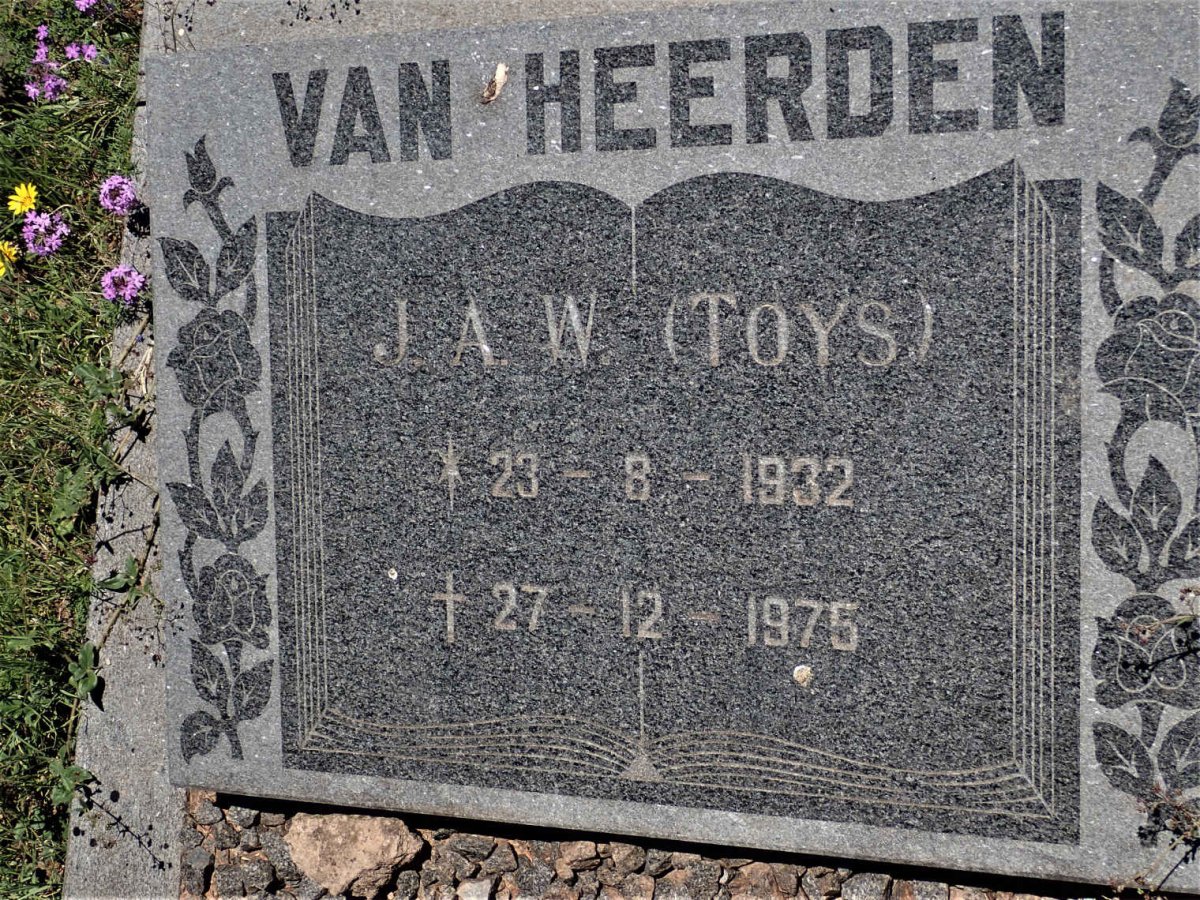 HEERDEN J.A.W., van 1932-1975