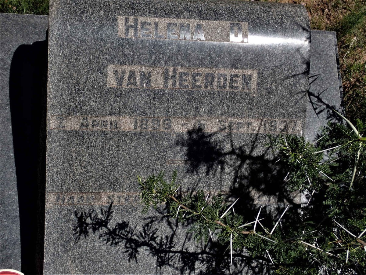 HEERDEN Helena D., van 1898-1937