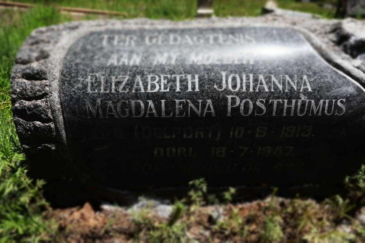 POSTHUMUS Jan J. 1913-1947 &amp; Elizabeth Johanna Magdalena DELPORT 1913-1957