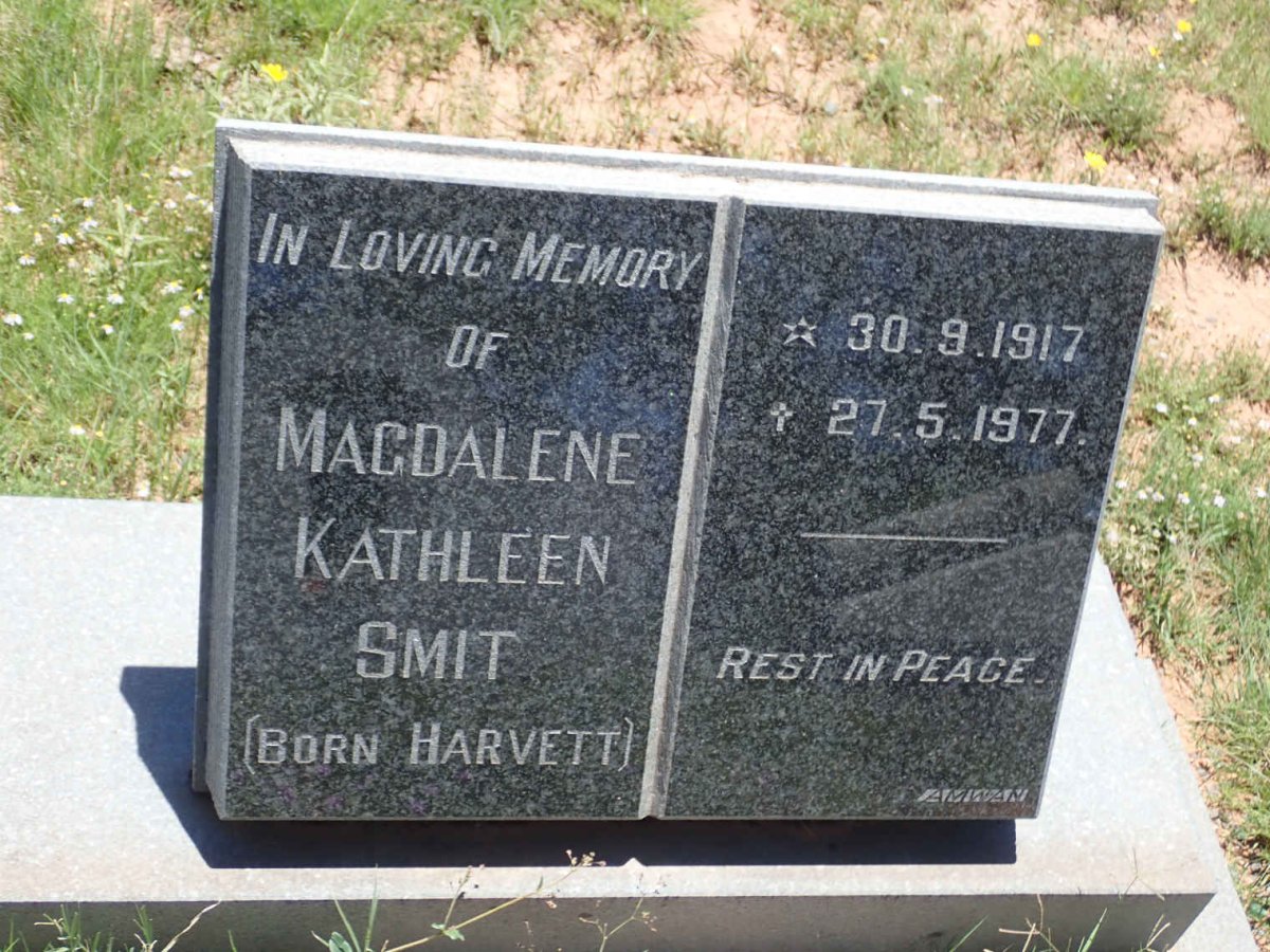 SMIT Jacobus Petrus 1906- &amp; Magdalene Kathleen HARVETT 1917-1977