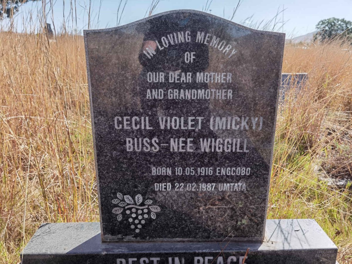 BUSS Cecil Violet nee WIGGILL 1916-1987