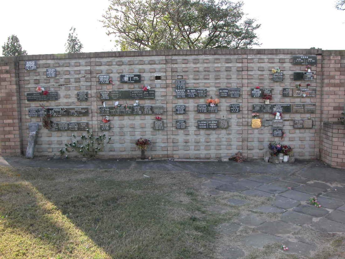 01. Gedenkmuur