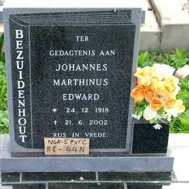 BEZUIDENHOUT Johannes Marthinus Edward 1918-2002