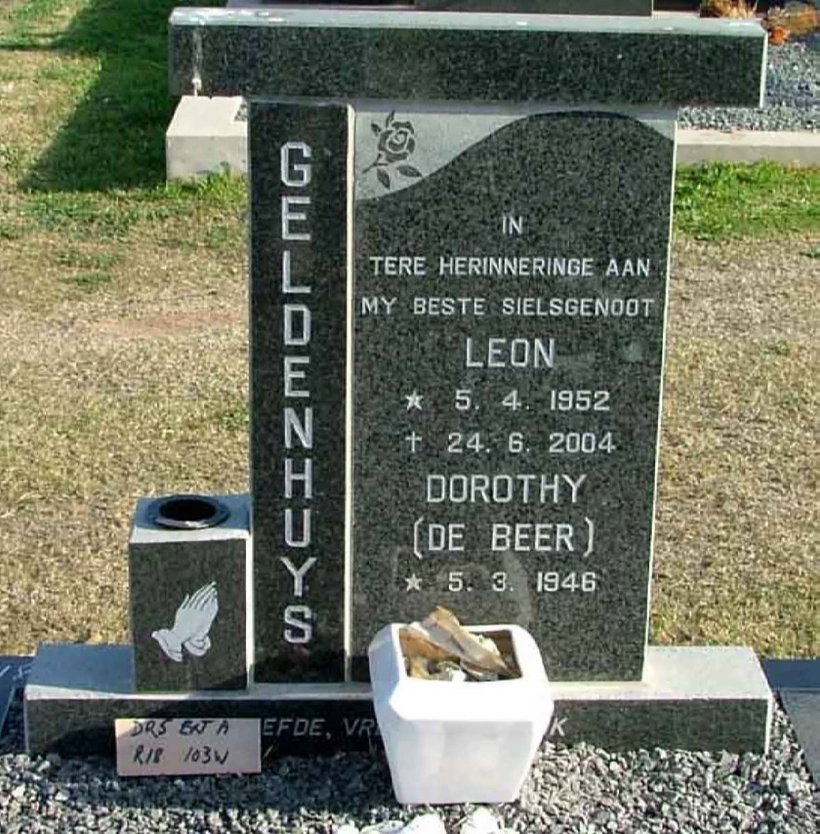 GELDENHUYS Leon 1952-2004 &amp; Dorothy DE BEER 1946-