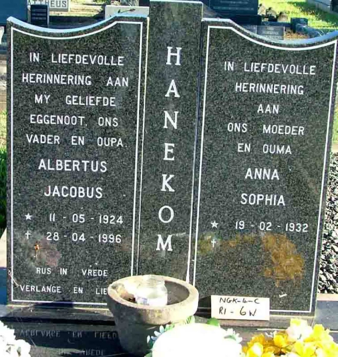 HANEKOM Albertus Jacobus 1924-1996 &amp; Anna Sophia 1932-