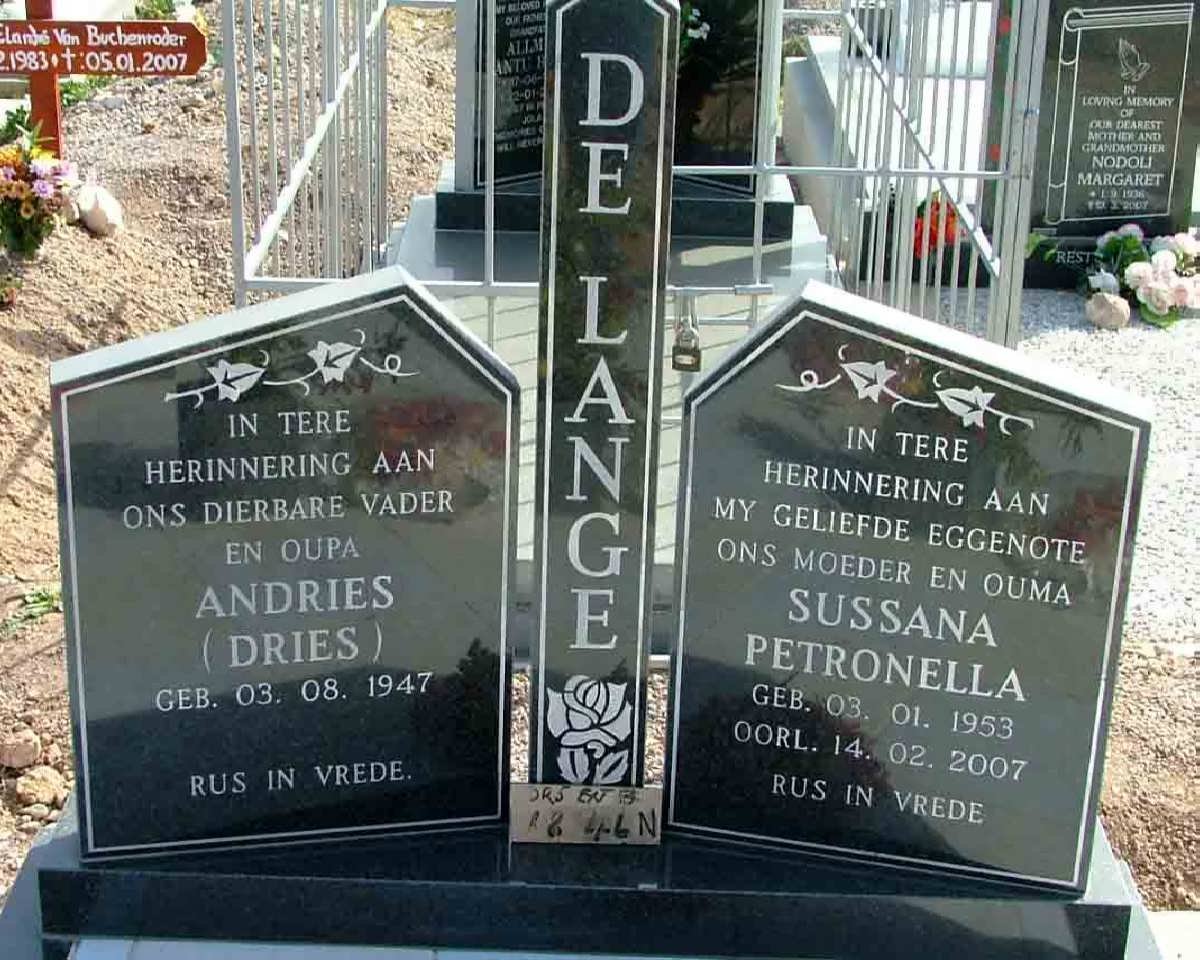 LANGE Andries, de 1947- &amp; Sussana Petronella 1953-2007