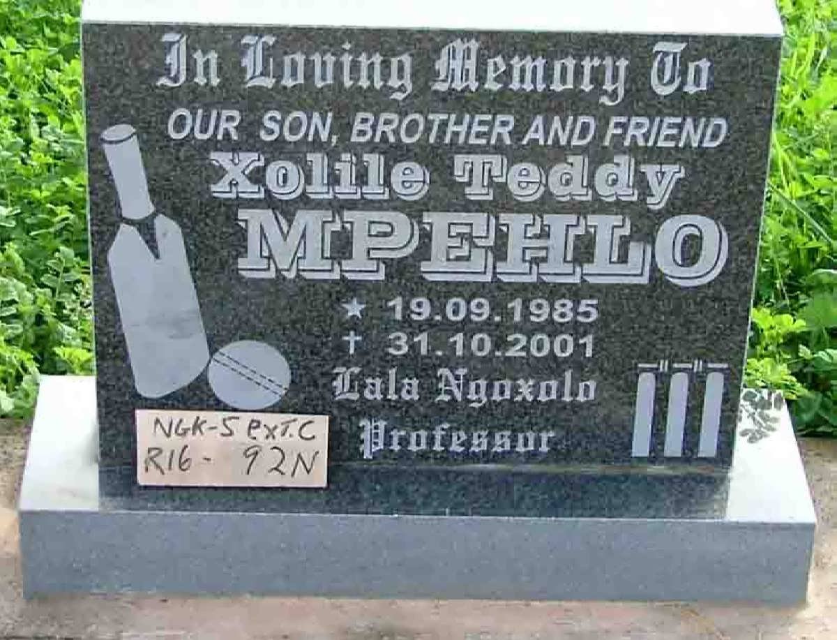 MPEHLO Xolile Teddy 1985-2001