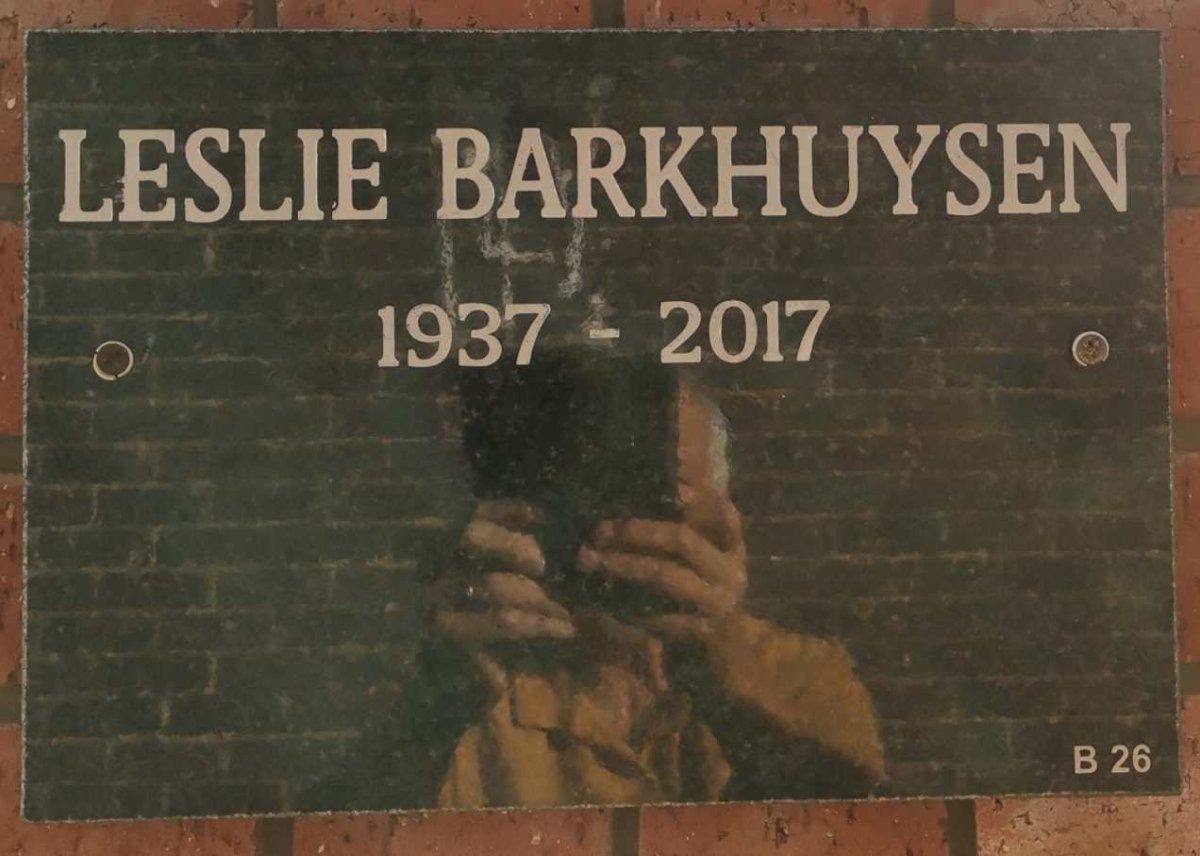 BARKHUYSEN Leslie 1937-2017