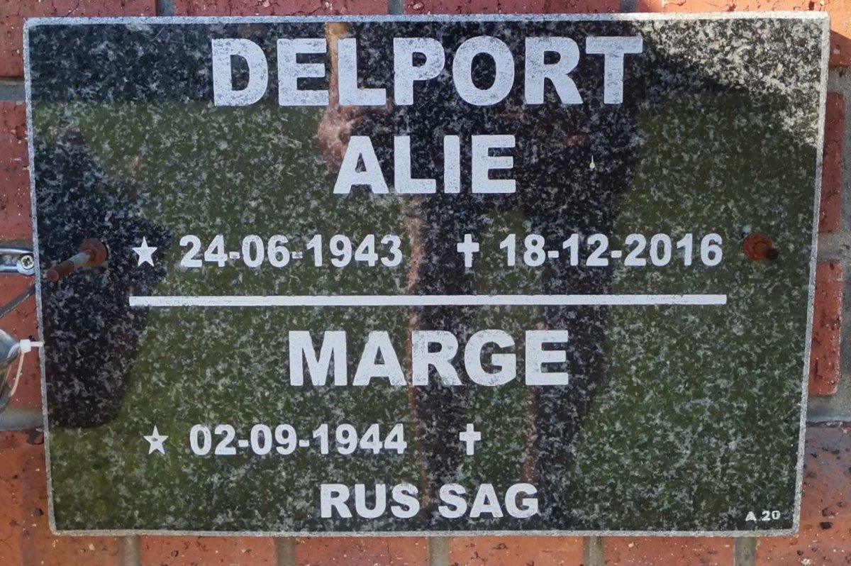 DELPORT Alie 1943-2016 &amp; Marge 1944