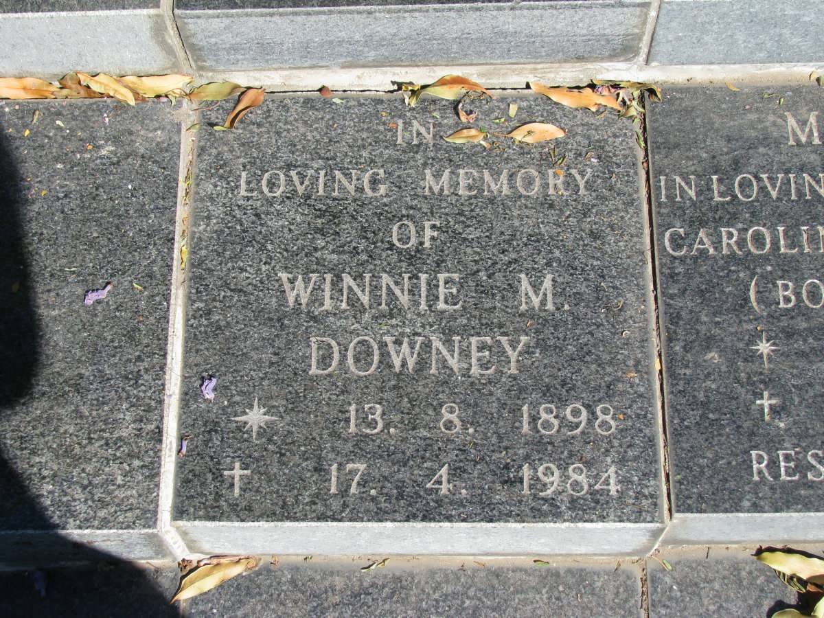 DOWNEY Winnie M. 1898-1984