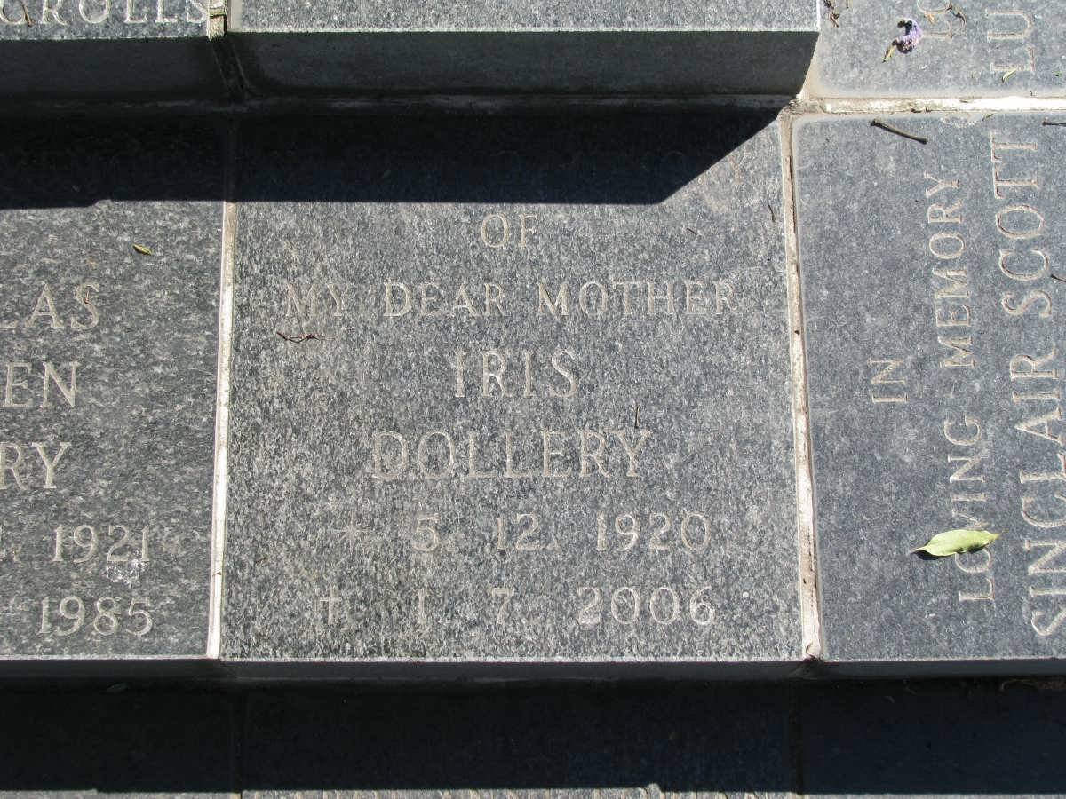 DOLLERY Iris 1920-2006