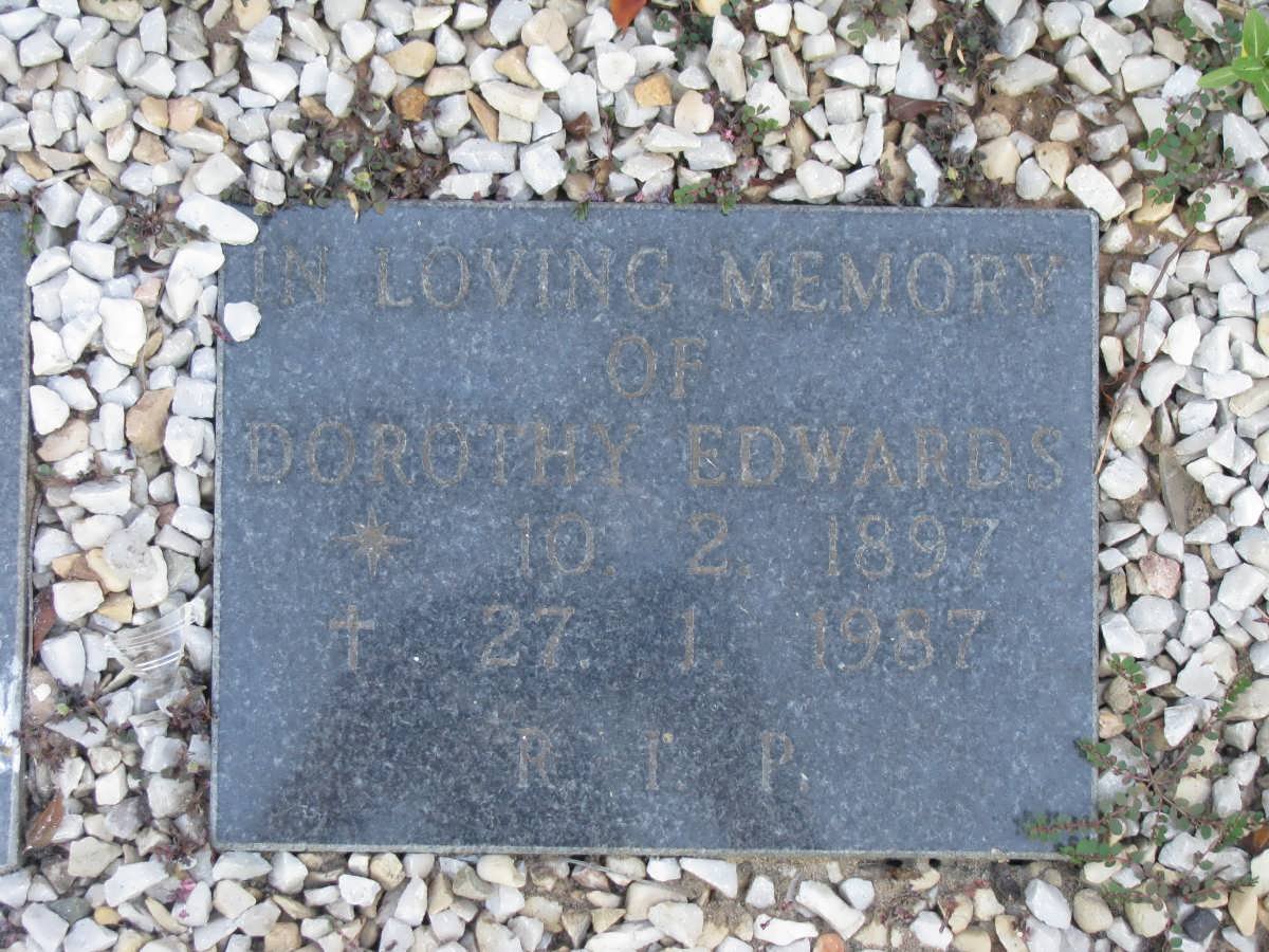 EDWARDS Dorothy 1897-1987