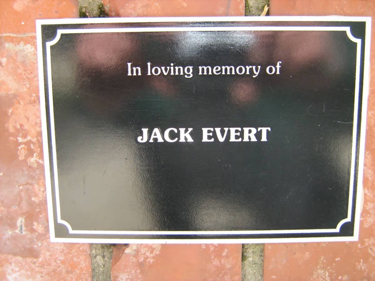 EVERT Jack