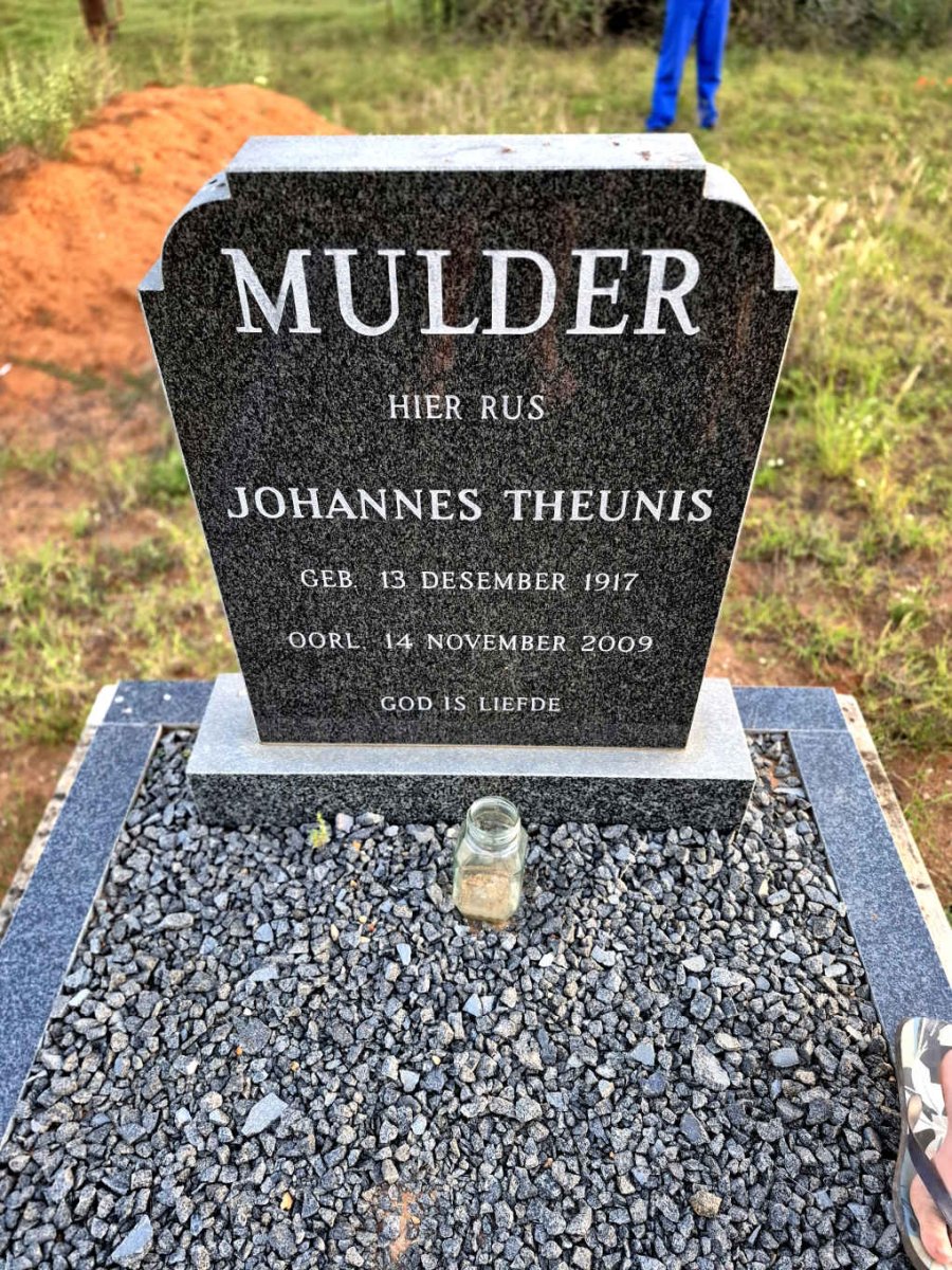 MULDER Johannes Theunis 1917-2009