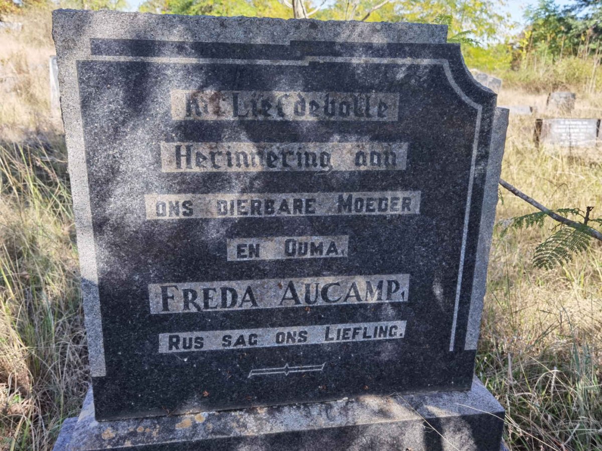 AUCAMP Freda