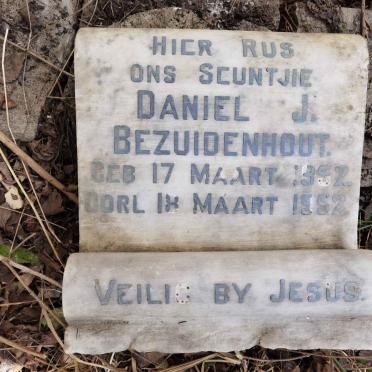 BEZUIDENHOUT Daniel J. 1952-1952