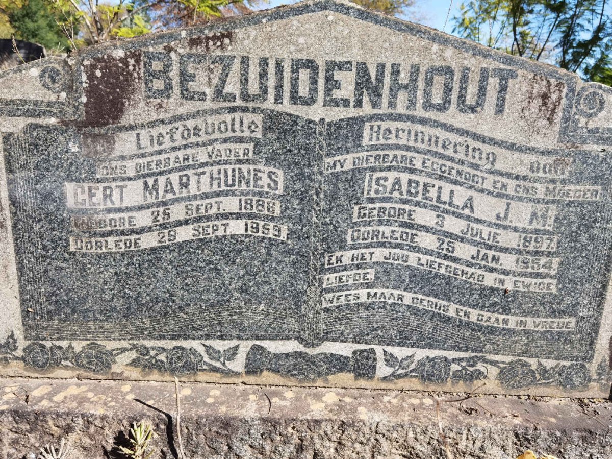 BEZUIDENHOUT Gert Marthunes 1886-1859 &amp; Isabella J.M. 1897-1954