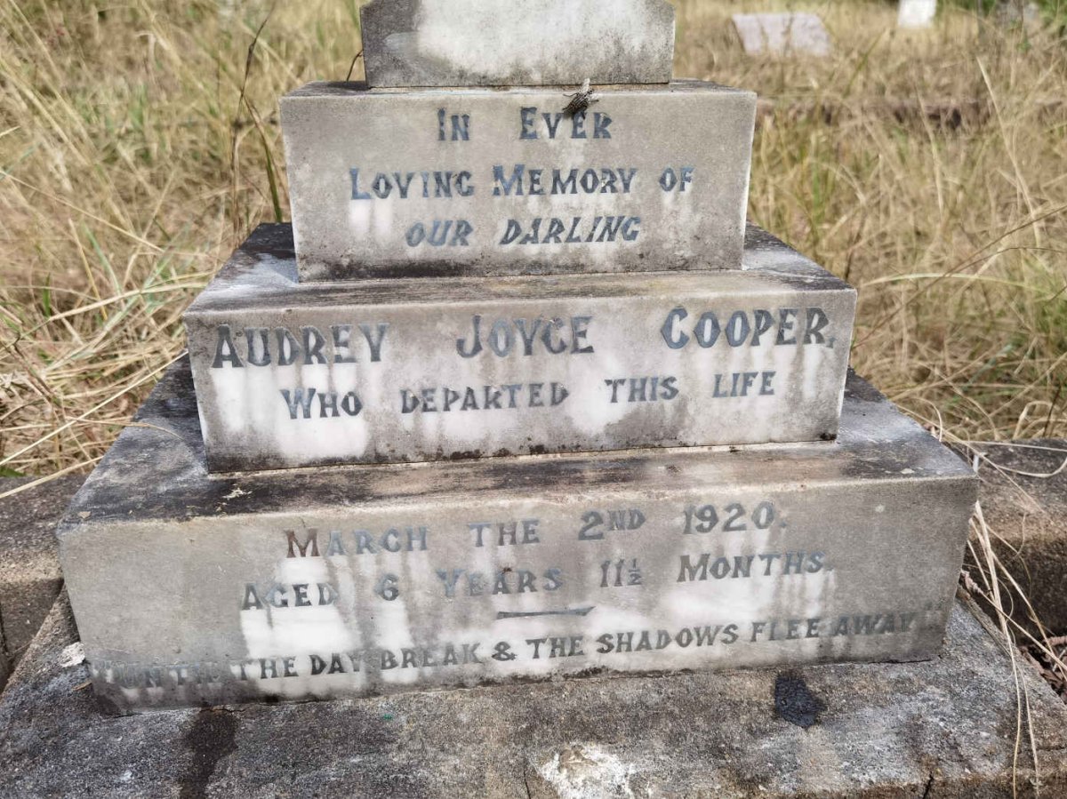COOPER Audrey Joyce -1920