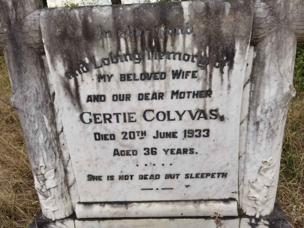 COLYVAS Gertie -1933