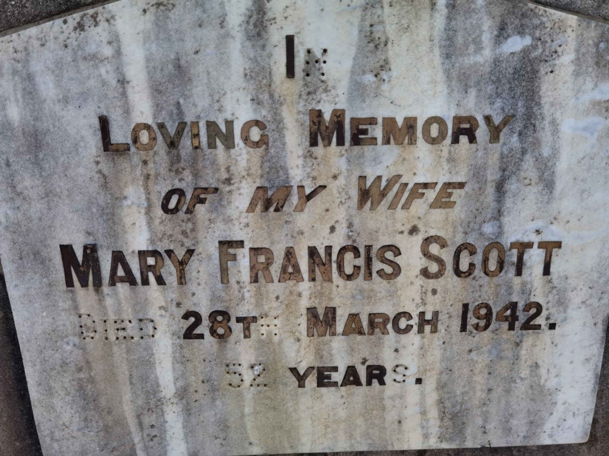 SCOTT Mary Francis -1942