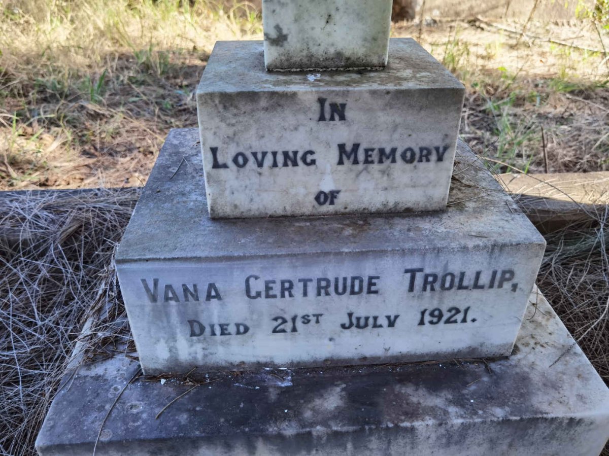 TROLLIP Vana Gertrude -1921