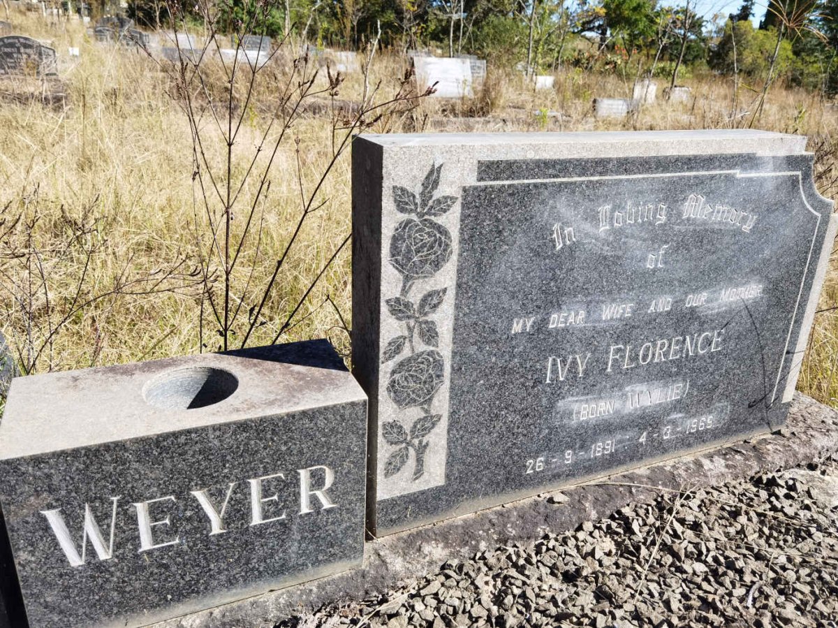 WEYER Ivy Florence nee WYLIE 1891-1969