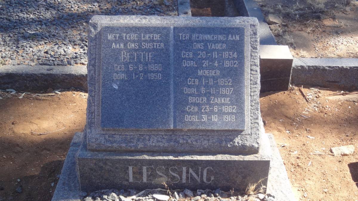 LESSING Vader 1834-1902 &amp; Moeder 1852-1907 :: LESSING Bettie 1880-1950 :: LESSING Zakkie 1882-1919