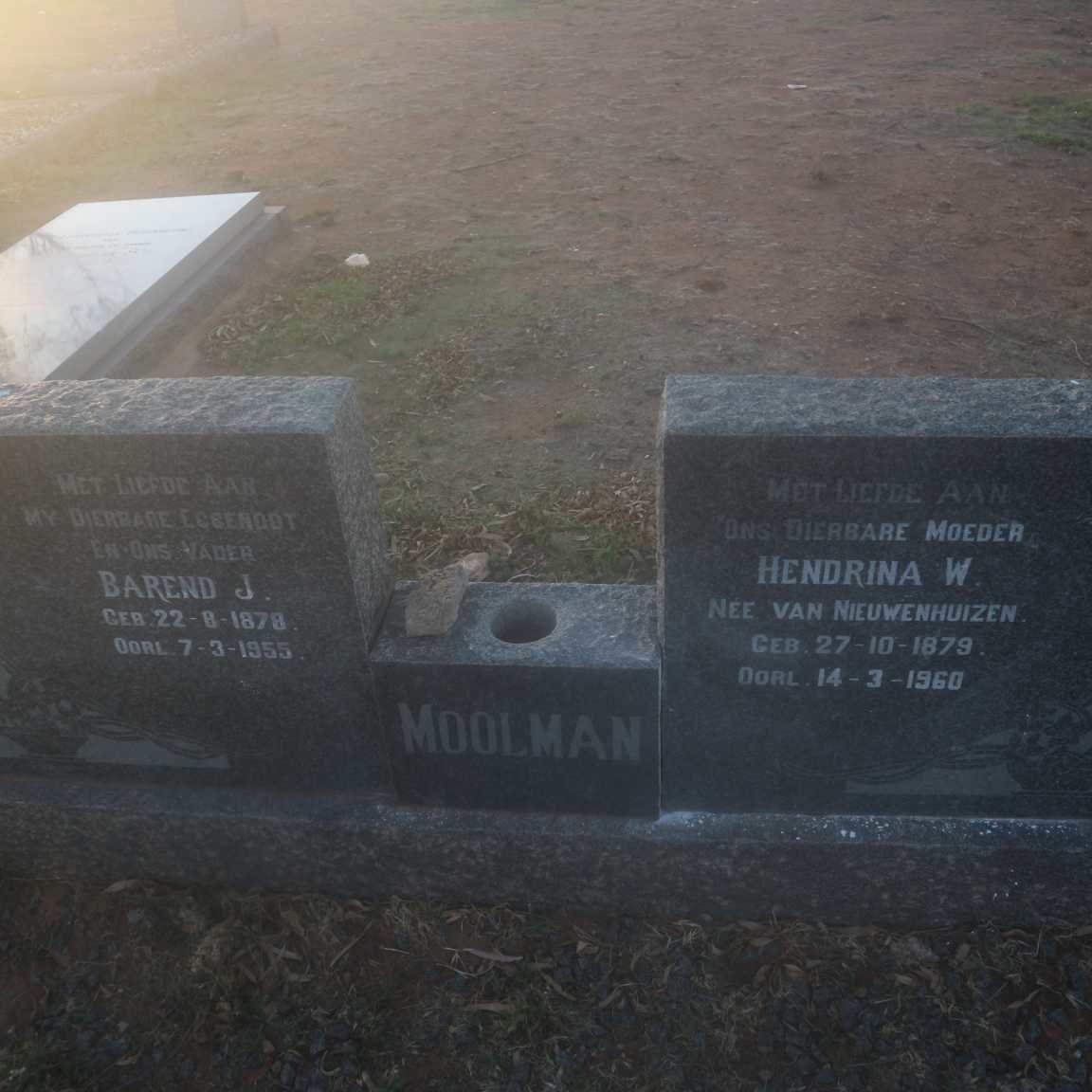 MOOLMAN Barend J. 1878-1955 &amp; Hendrina W. nee VAN NIEUWENHUIZEN 1879-1960