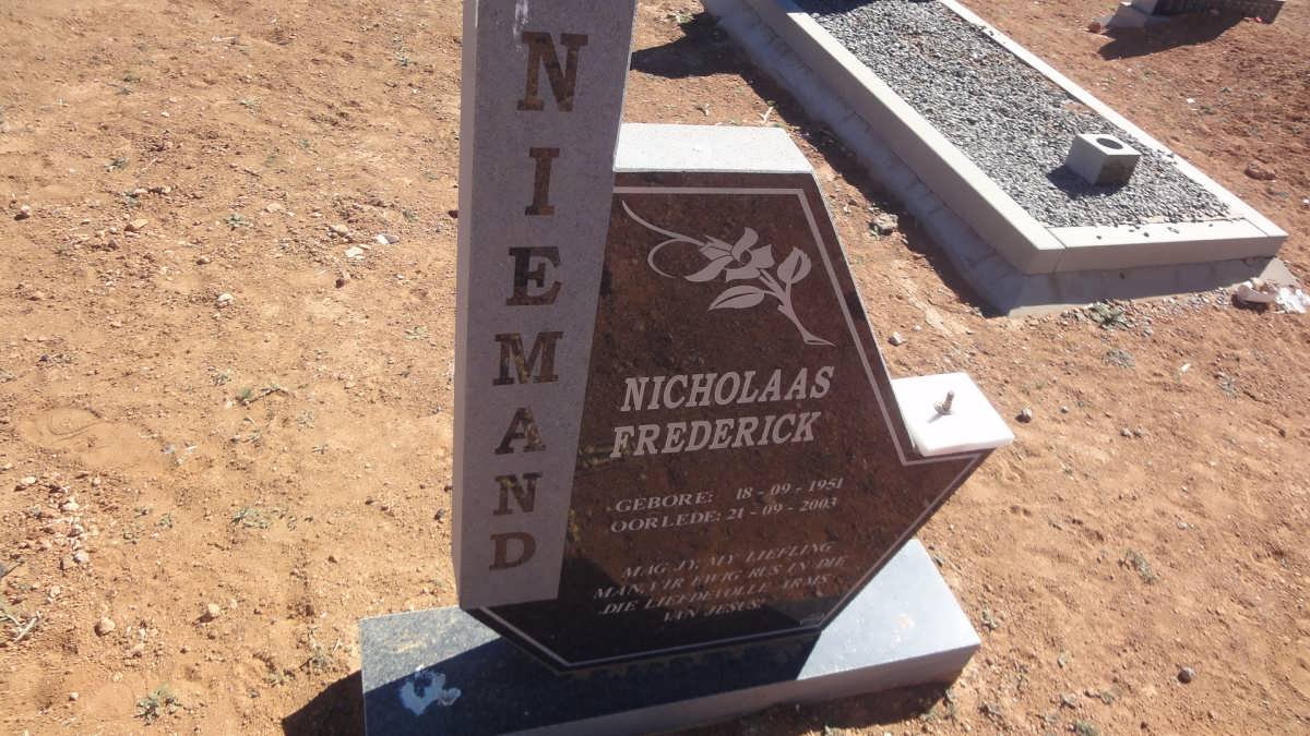 NIEMAND Nicholaas Frederick 1951-2003