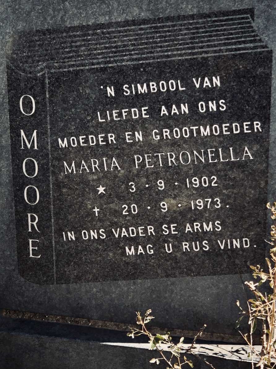 O'MOORE Maria Petronella 1902-1973