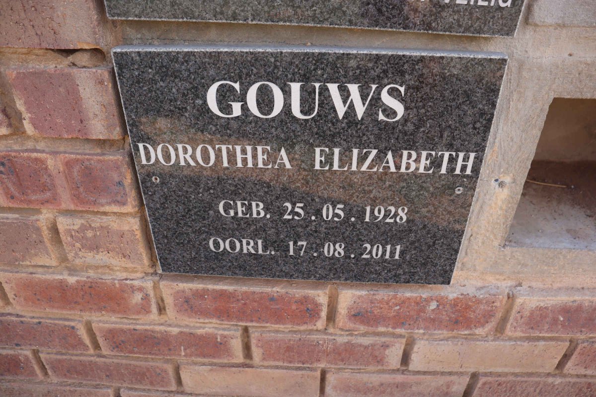 GOUWS Dorothea Elizabeth 1928-2011