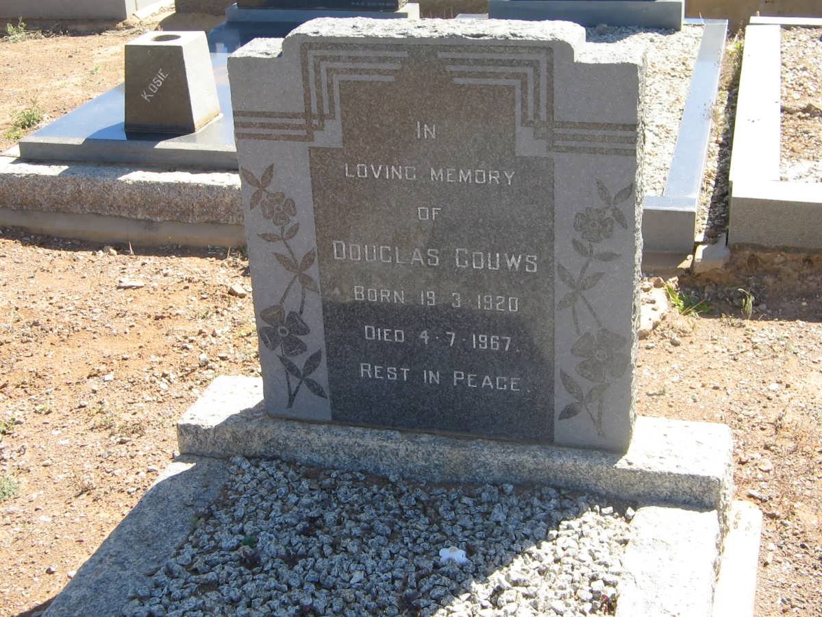 GOUWS Douglas 1920-1967