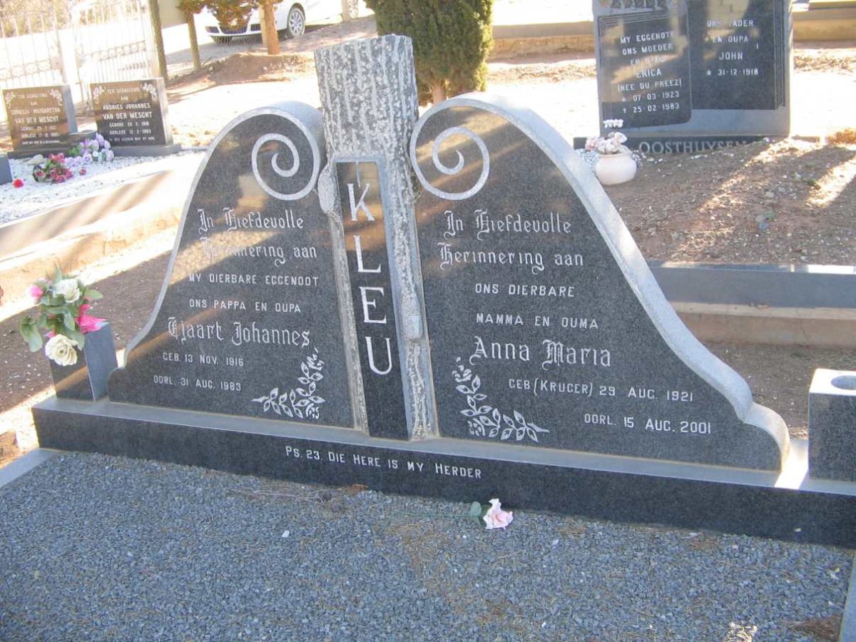 KLEU Tjaart Johannes 1916-1983 &amp; Anna Maria KRUGER 1921-2001