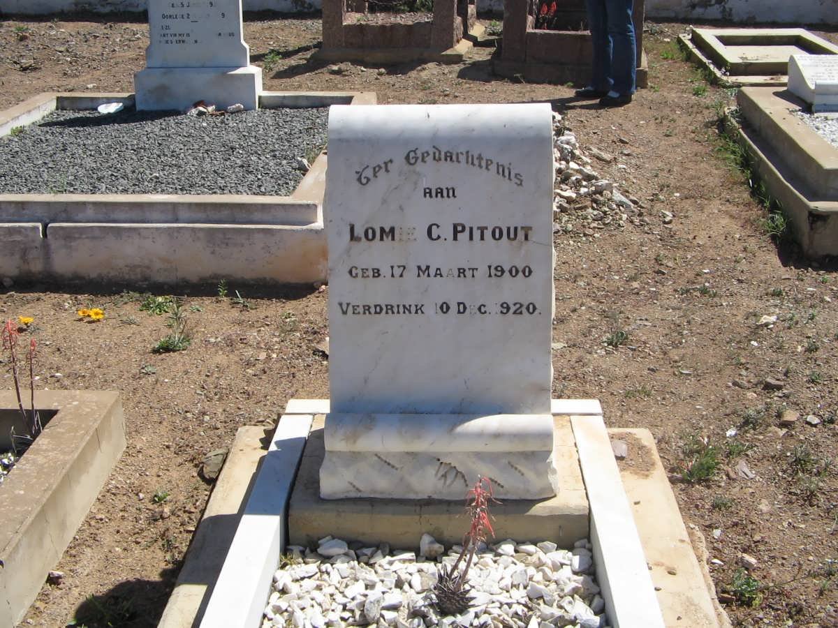 PITOUT Lomie C. 1900-1920