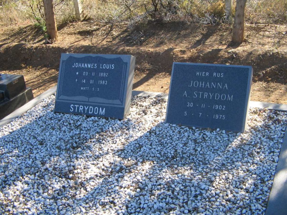 STRYDOM Johannes Louis 1892-1983 &amp; Johanna A. 1902-1975