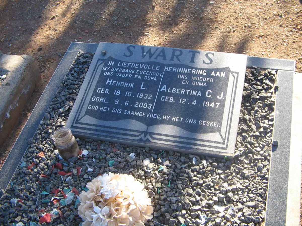 SWARTS Hendrik L. 1932-2003 &amp; Albertina C.J. 1947-
