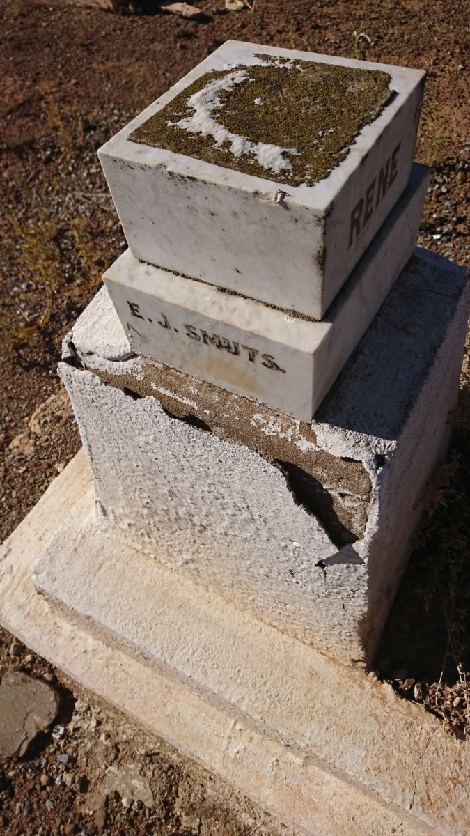 SMUTS E.J. :: ? Rene