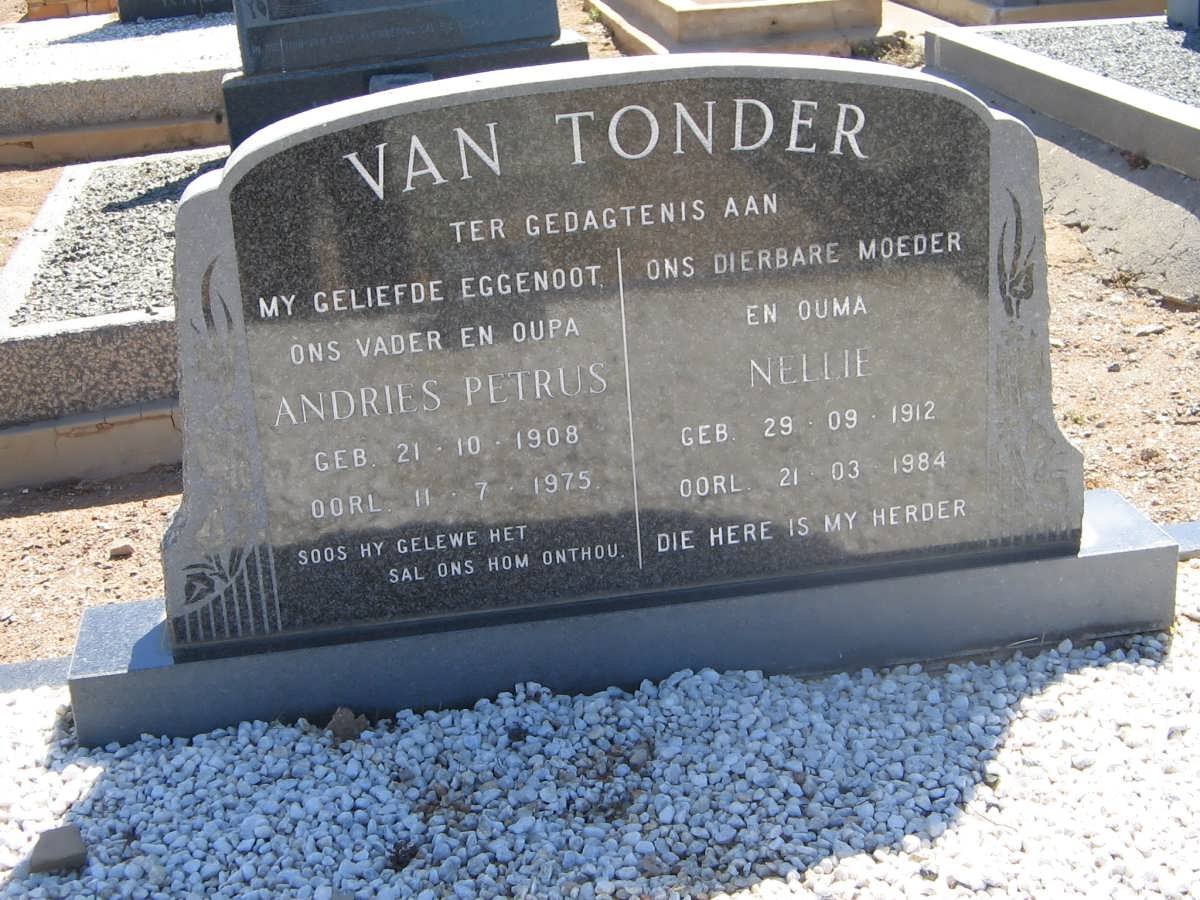 TONDER Andries Petrus, van 1908-1975 &amp; Nellie 1912-1984