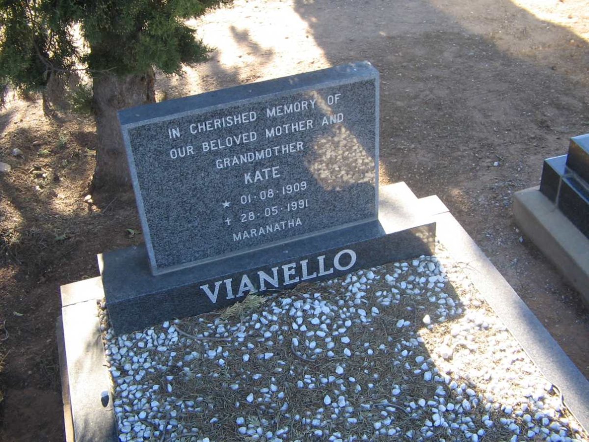 VIANELLO Kate 1909-1991