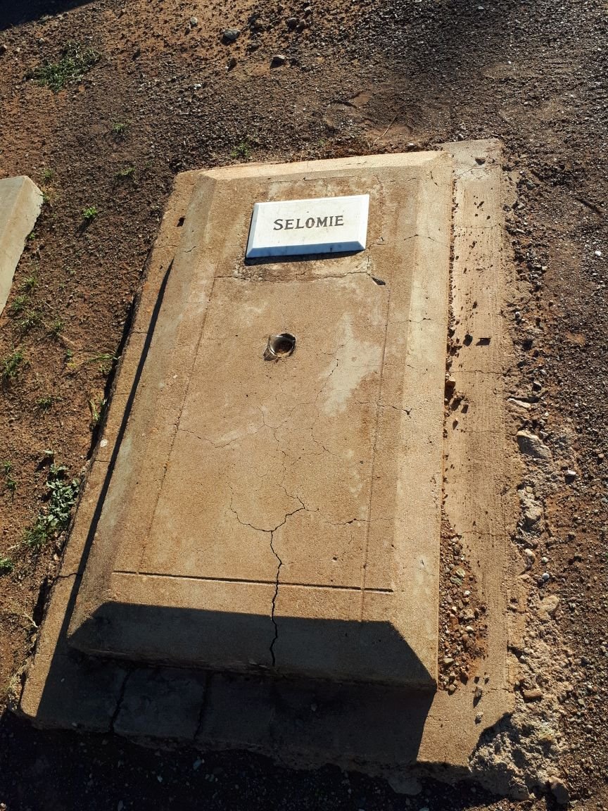 ? Selomie
