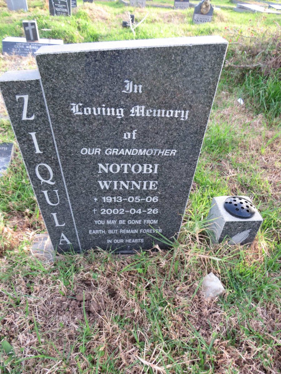 ZIQULA Notobi Winnie 1913-2002