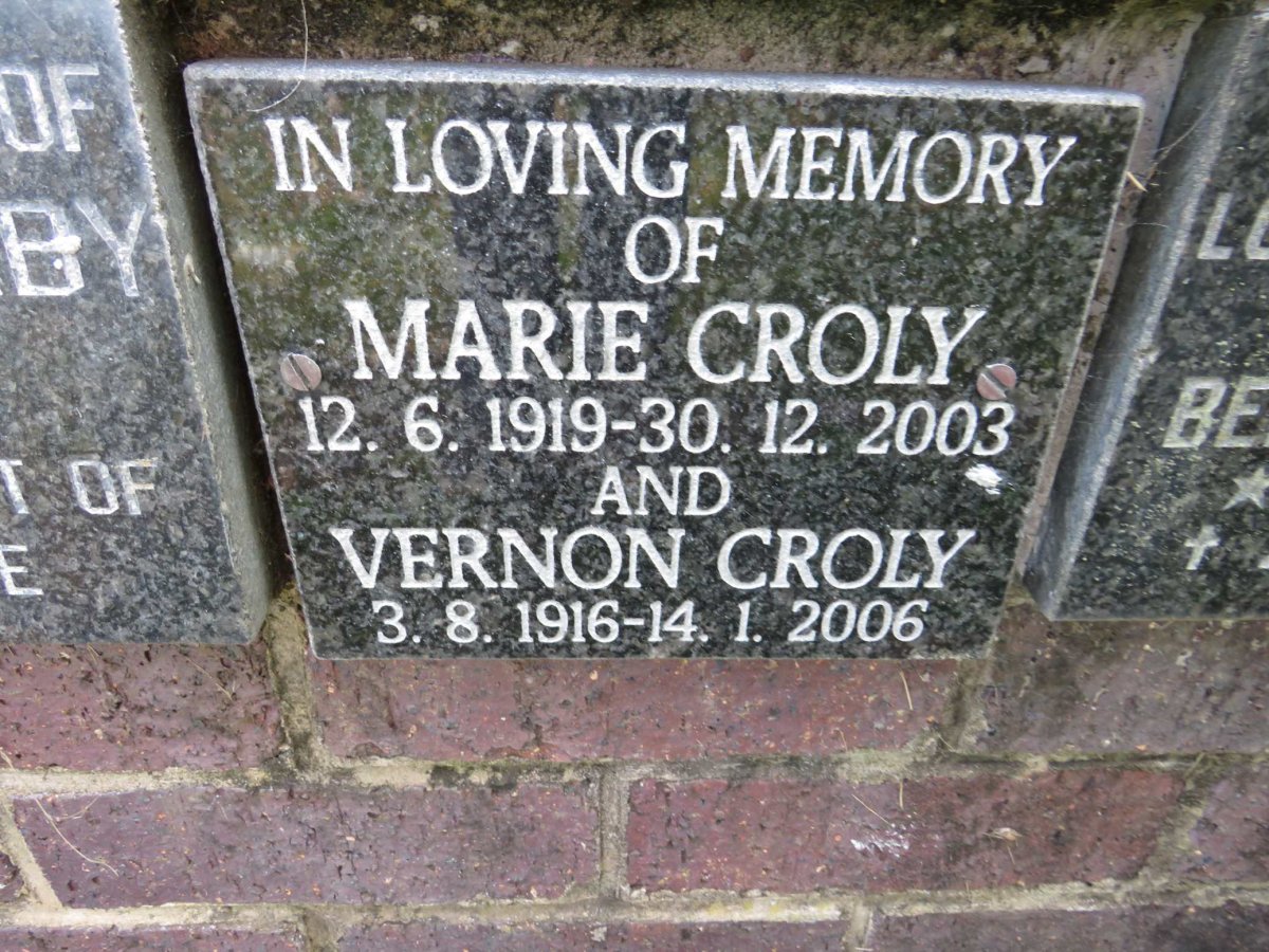 CROLY Vernon 1916-2006 &amp; Marie 1919-2003
