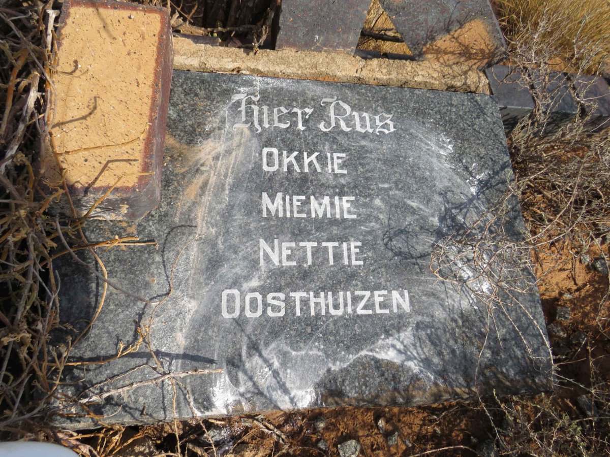 OOSTHUIZEN Okkie :: OOSTUIZEN Miemie :: OOSTHUIZEN Nettie